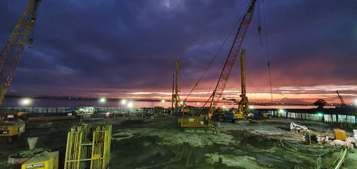 Foundation work for the Seaview City building comlex in Manila by Bauer Spezialtiefbau